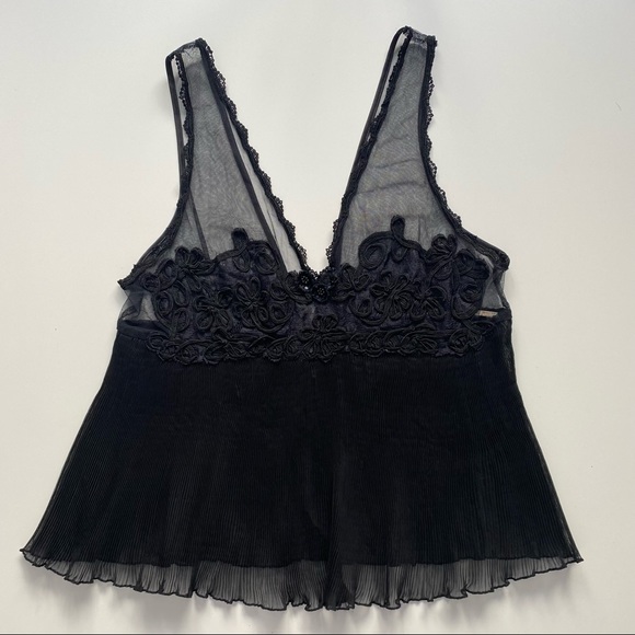 Vintage Camisole - Picture 4 of 11